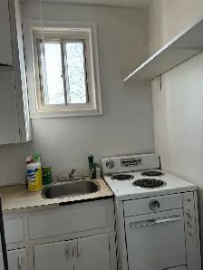 One Bedroom Apartment in south Etobicoke available - Photo 6