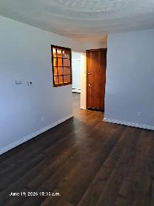 One bedroom - Photo 3