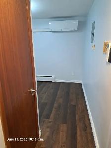 One bedroom - Photo 5