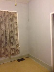 Private room for rent shared washroom and kitchen - Photo 6