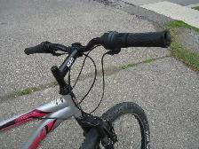 HUFFY - Rock Creek, Dual Suspension Bike - Photo 6