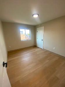 Upstairs 2 bed, 1 bath. $2400/month   utilities. August move in - Photo 6