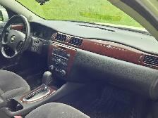2009 Chev Impala for sale - Photo 4