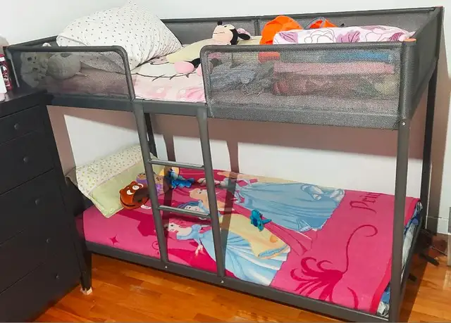 Vend lits superposés Ikea Tuffing 90$