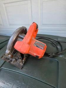 CS1015 Black & Decker 7 1/4' Circular Saw Corded 15 Amp Version - Photo 10