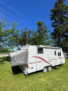 CAMPER Trailer! - Photo 3