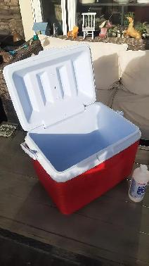 RUBBERMAID COOLER PERFECT SHAPE! - Photo 3