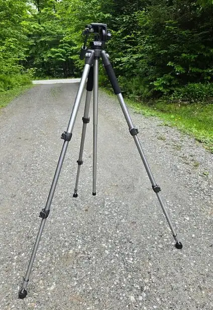 Trépied Manfrotto. Voir la description pour plus d’informations.