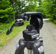 Trépied Manfrotto. Voir la description pour plus d’informations. - Photo 3