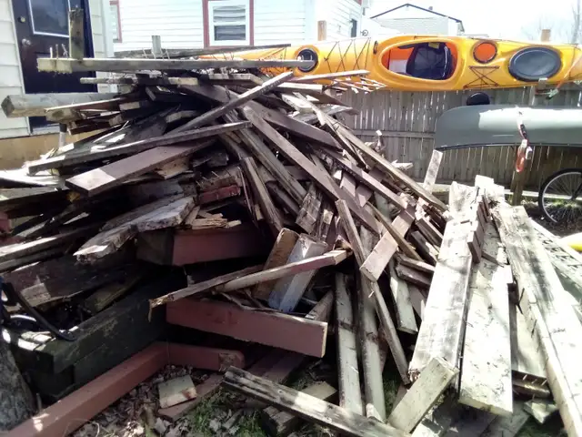 Trailer/Bin Rentals & Same Day Junk/Garbage Removal 9024486016