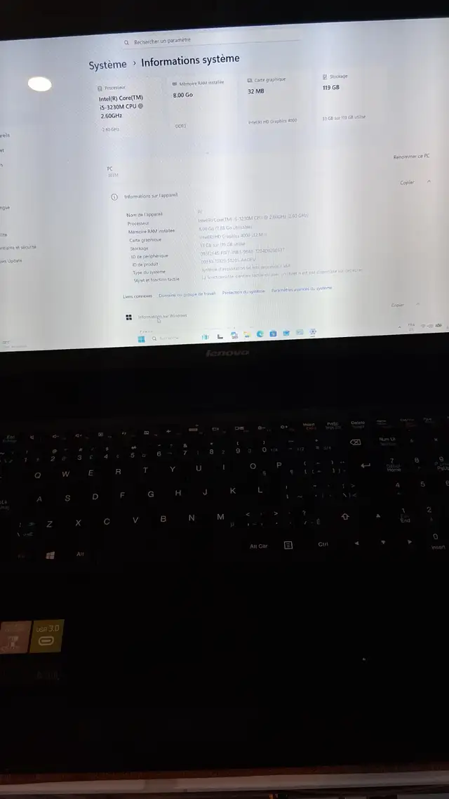 Ordinateur portable Lenovo G700