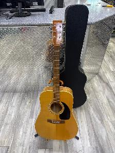 Art Lutherie Canada Spruce HG FS Acoustic Guitar