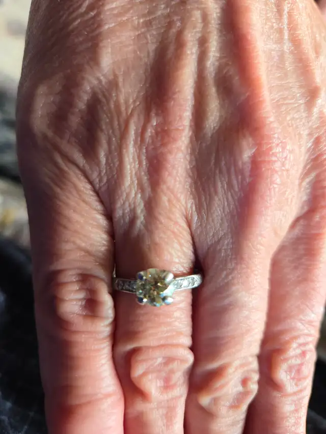 Diamond Ring for Sale
