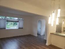 3 Beds 1 Bath & 2 Parking House - Photo 2