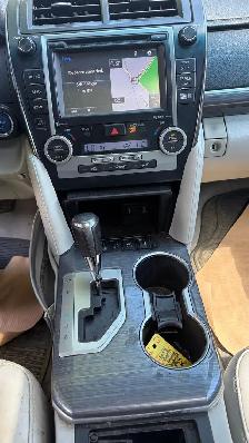 2014 Toyota Camry XLE HYBRID - Photo 15