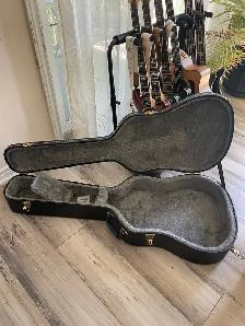 Acoustic Guitar Case Yorkville Sound - $50 - Photo 4