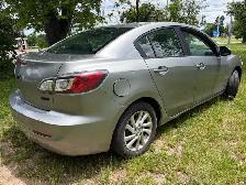 2012 Mazda Mazda3 GS-SKY - Photo 4