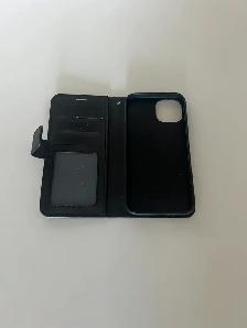 Cracked Back iPhone 13 128  GB - Unlocked - Blue $225 - Photo 4