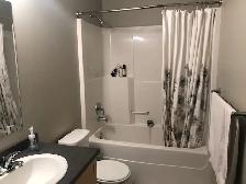 QUALITY NEWER 2 BEDROOM SUITE – PRIVATE DRIVEWAY & 6 APPLIANCES - Photo 5