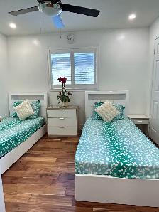 ROOM FOR RENT FOR GIRLS NEAR SHERIDAN - Photo 2