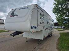 2005 Jayco Eagle 33’ Fifth Wheel - Photo 4
