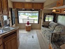 2005 Jayco Eagle 33’ Fifth Wheel - Photo 10