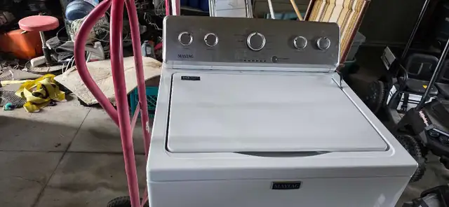 MAYTAG WASHING MACHINE