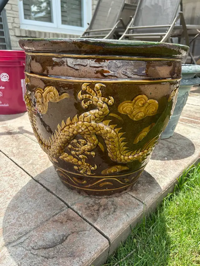 Imported Chinese Dragon Planter - Damage Free - $250