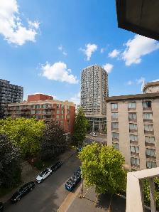 Beautiful 1-Bedroom Apartment  Superbe appartement 3½ à loue