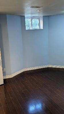 $2,300 - 2BR Wonderful Bsmnt Home in Thornhill. Incl.-Utilities - Photo 3