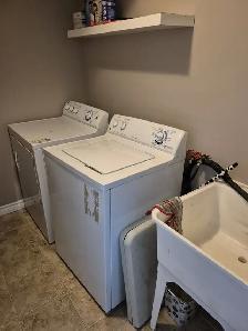 $2,300 - 2BR Wonderful Bsmnt Home in Thornhill. Incl.-Utilities - Photo 5
