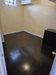 $2,300 - 2BR Wonderful Bsmnt Home in Thornhill. Incl.-Utilities - Photo 13