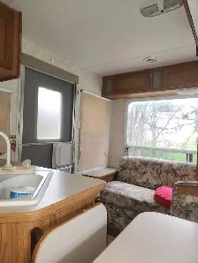 2004 Keystone Springdale 25 foot camper - Photo 5