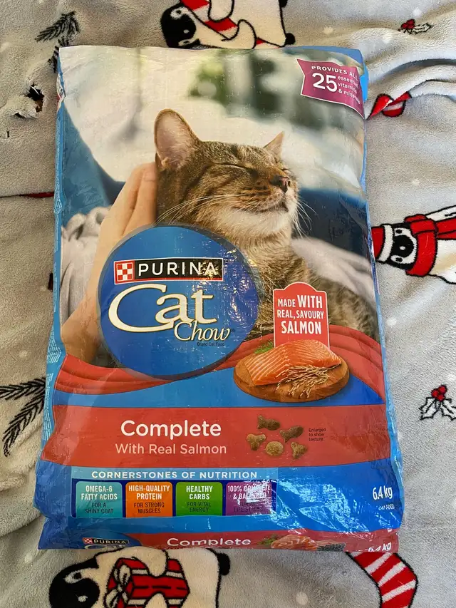 Brand New Cat Chow Cat Food