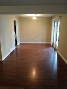 Six Bedroom House, - Photo 3