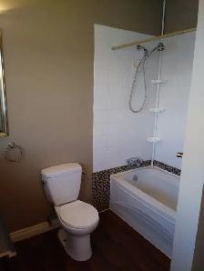 Six Bedroom House, - Photo 8