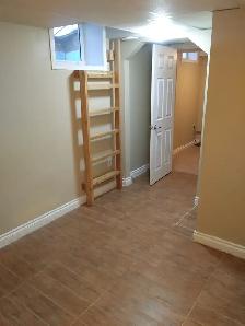 Six Bedroom House, - Photo 12