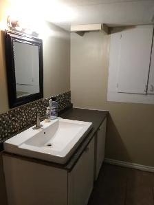 Six Bedroom House, - Photo 15