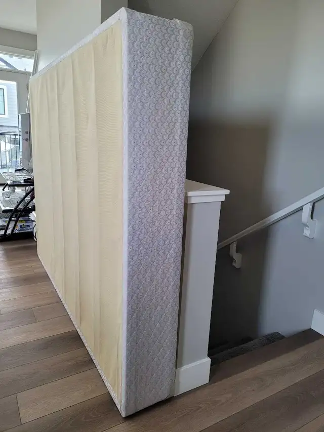 Queen Box Bed