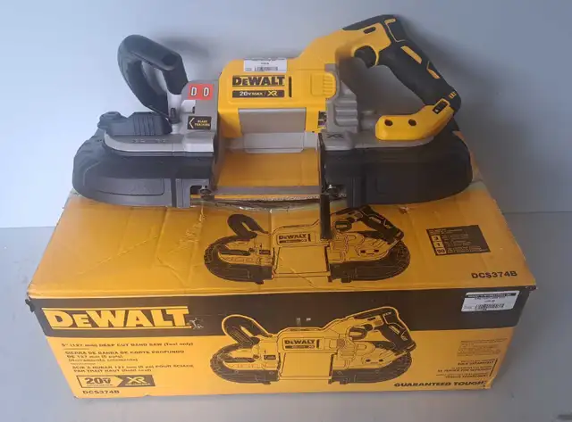Dewalt Band Saw DCS374 (31711358)