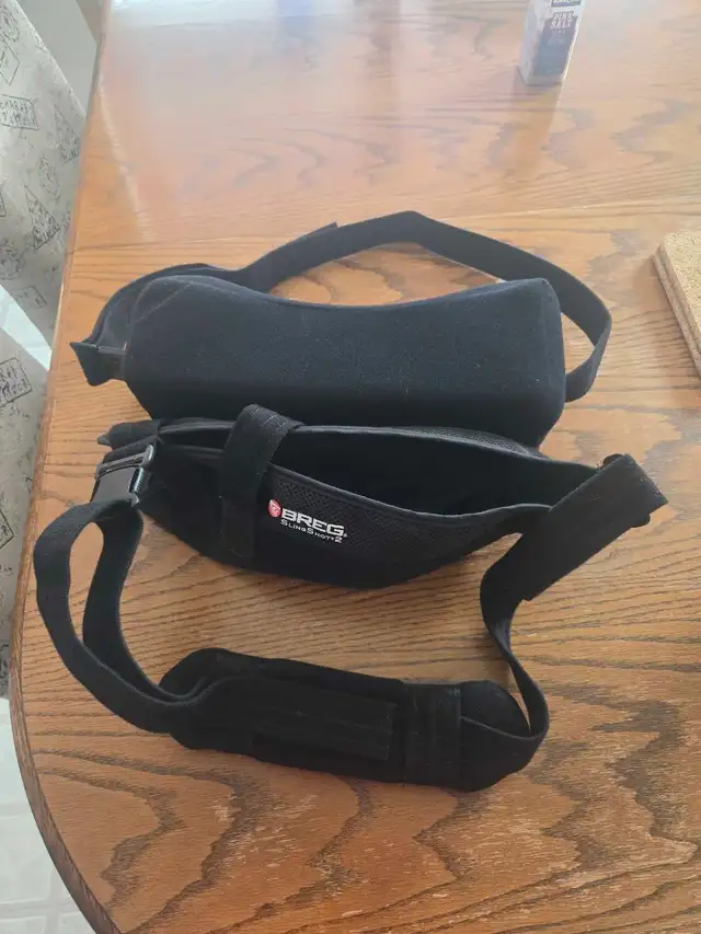 Shoulder brace