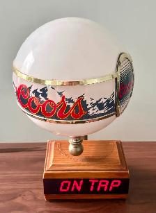 Vintage Coors Beer Illuminated Globe Lamp (On Tap Light-Up Base) - Photo 3