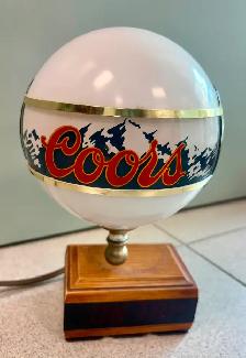 Vintage Coors Beer Illuminated Globe Lamp (On Tap Light-Up Base) - Photo 4