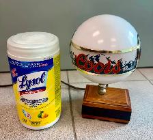 Vintage Coors Beer Illuminated Globe Lamp (On Tap Light-Up Base) - Photo 7