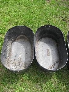 4 Large metal tubs / planters - Photo 2