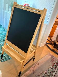 CRATE & BARREL KIDS Wooden Kids Art Easel - Photo 6