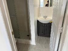 rooms for rent at York University village - Photo 4
