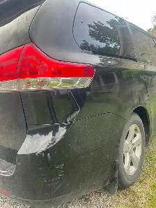 Toyota Sienna LE 2011 - Photo 6