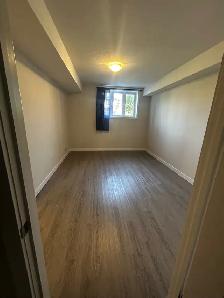 Beautiful 2 Bed, 2 Bath Townhome Condo for Rent – Huron Area - Photo 7