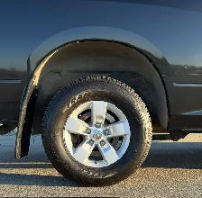 2018 RAM 1500 CREW CAB 4X4 - - SLT - PKG – 6.3 FT BOX VERY RARE - Photo 2
